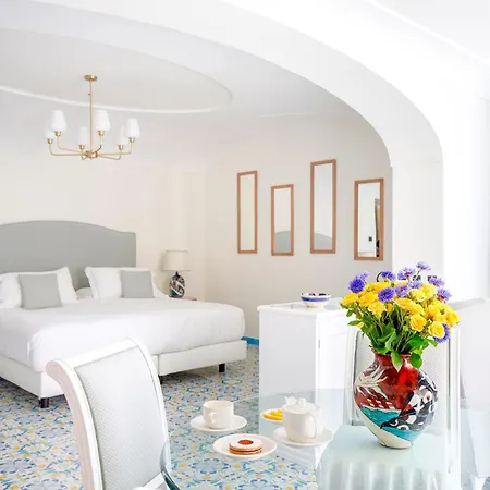 La Reginella & Отель 4*